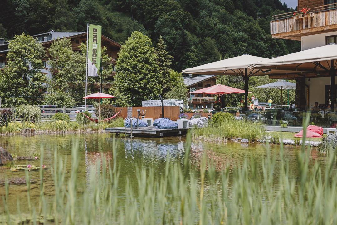 Ski&Bike Hotel Wiesenegg Saalbach Exterior foto